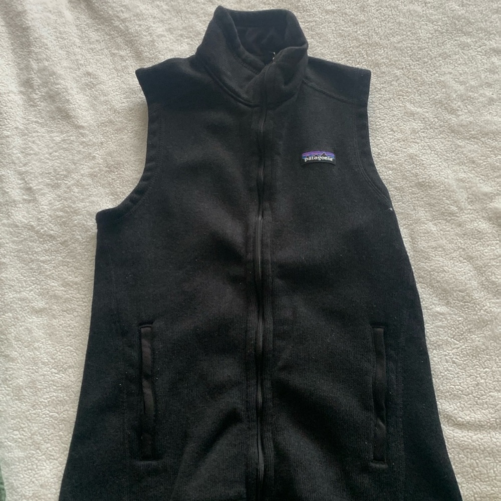 Women’s Patagonia fleece vest